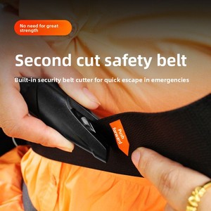 Llavero de Seguridad Tres en Uno con Martillo de Emergencia para Accesorios de Auto - Product Image 4
