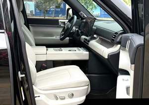 รถยนต์มือสอง BYD Titan 7 AWD ปี 2026 รุ่นสเปคสูง ขับเคลื่อนสี่ล้อ พร้อมระบบ LiDAR หลังคาพาโนรามา จอแสดงผล HUD โหมด <span class=keywords><strong>Sentry</strong></span> ตู้เย็นในตัว - Product Image 6