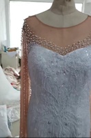 Robe de mariée sirène africaine personnalisée 2026 avec cape en maille illusion, perles scintillantes, tulle, coupe évasée et traîne pour mariée noire