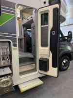 Porte d'entrée Euro RV entièrement blanche 580*1850mm en alliage d'aluminium avec moustiquaire coulissante pour caravane, camping-car, fourgonnette