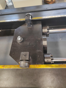 Machine d'essai de traction de chaîne horizontale de ceinture de sécurité en acier de 2000 kN - Product Image 4