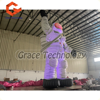 Astronaute gonflable avec modèle de planète Spaceman gonflable géant Décoration de ballon de planètes du système solaire gonflable