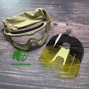 نظارات تكتيكية ذات رؤية واسعة للأنشطة الخارجية مضادة للضباب ومقاومة للرياح نظارات أمان للتصوير مع 3 عدسات قابلة للاستبدال - Product Image 6