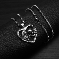 Kalung Kerangka Bentuk Hati Cinta Abadi Vintage Liontin Baja Tahan Karat yang Dapat Dipersonalisasi Perhiasan Fashion Berkualitas untuk Pria Grosir
