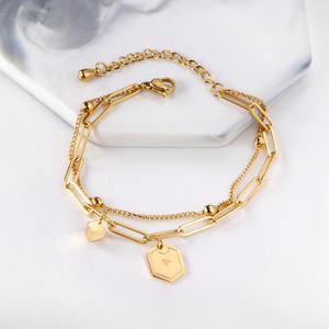 Pulsera de Perlas de Forma Especial Chapada en Oro de Acero Inoxidable de Alta Calidad con Dije de Moneda - Product Image 4