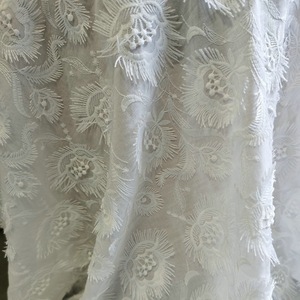 Tela de Algodón Peinado con <span class=keywords><strong>Bordado</strong></span> de Plumas de Pavo Real en 3D, Color Blanco 9088, Tela con Flecos y Recortes en Relieve para Vestidos y Blusas de Verano - Product Image 4