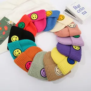 Mode Populaire Winter Warm Gebreide Baby Peuter Vrolijke Smiley Gezicht Patch Beanie Gebreide Kids Baby Smiley Gezicht Beanie Muts