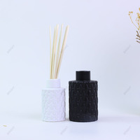 Grosir modis pola dekoratif kosong Reed Diffuser botol putih Reed Diffuser botol dengan kotak untuk pewangi rumah