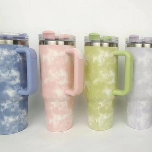 Vaso Térmico de 40oz con Asa, Diseño Tie-Dye, Tapa Antiderrames, Reutilizable, Aislamiento al Vacío, con Tapa y Pajitas - Product Image 3