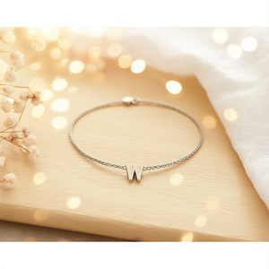 Bracelet de cheville en acier inoxydable avec lettre W Angelina, breloque alphabet minimaliste, bijou tendance pour femme, cadeau - Product Image 4
