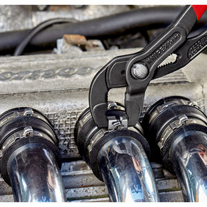 Pince à colliers de serrage KNIPEX 85 51 180 C SB pour colliers de serrage à clipser avec revêtement en plastique gris atramentisé antidérapant - Product Image 5