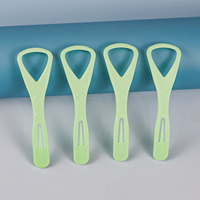 Grattoir lingual en plastique pour adultes, personnalisé, avec manche antidérapant, design de queue de cure-dent, grattoir lingual orthodontique