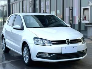 Volkswagen <span class=keywords><strong>Polo</strong></span> <span class=keywords><strong>2014</strong></span> a Precio Económico, Popular Hatchback de 5 Puertas y 5 Plazas, Pequeño y Lujoso, de Gasolina, Automático, con Asientos de Cuero, Volante a la Izquierda - Product Image 2