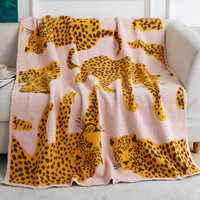 Selimut Sofa Flanel Ramah Lingkungan Rajutan Jacquard Setengah Sisi Kustom OEM 100% Poliester dengan Desain Wajah Tersenyum Bersulam