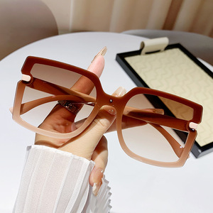 <strong>Square</strong> Large Frame Has a High-end Round <strong>Face</strong> and a Large <strong>Face</strong>, and the Simple <strong>Sunglasses</strong> Have a Personality and UV protection - Product Image 5