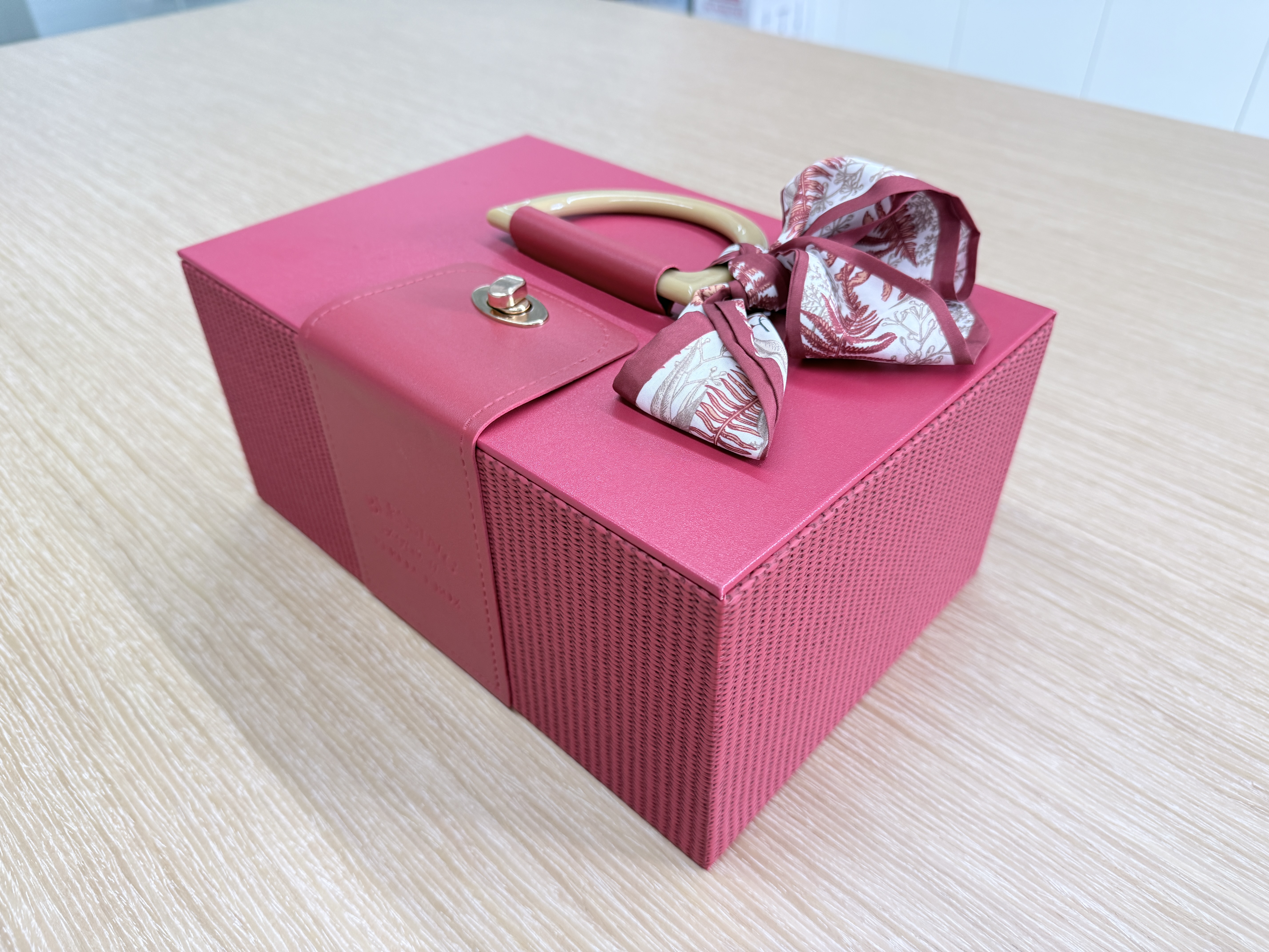 packages for jewelry