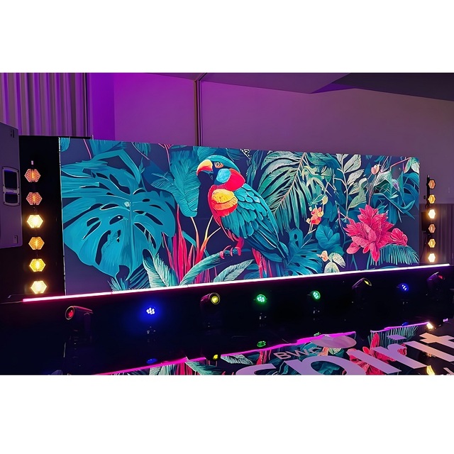 Full Color Rental LED Video Wall P2.6 Dustproof Stable Operation LED Screen for Sports Event Trade Fair Live Streaming