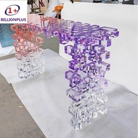 Table console en acrylique empilable à dégradé de couleurs, structure transparente contemporaine en blocs, meuble d'entrée, buffet haut de gamme pour villa