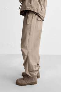 Pantalones de chándal anchos y holgados para hombre, de tela ligera de <span class=keywords><strong>ciencia</strong></span> y tecnología, versión holgada tipo paraguas, pantalones plisados de streetwear para hombre - Product Image 2