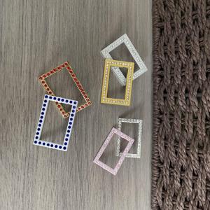 Gran oferta, alfileres de sombrero ajustados <span class=keywords><strong>Starboy</strong></span> personalizados, borde de goma suave con proceso de esmalte y Clip de sombrero de Venta caliente de diamantes de imitación - Product Image 4