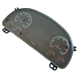 Nouvelles pièces de tableau de bord de camion promotionnelles, combiné d'instruments <span class=keywords><strong>WG9716580025</strong></span>, matériau ABS durable pour SINOTRUK HOWO - Product Image 1