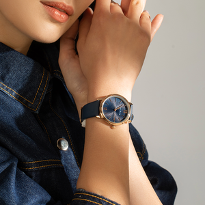 Reloj de Lujo para Mujer con Cuarzo, Nuevo Diseño, Correa de Cuero, Caja de Aleación, Esfera de Cristal de 38 mm, Movimiento de Agujas, Resistente al Agua - Product Image 3