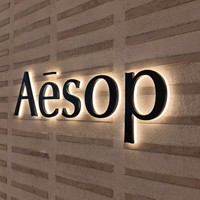 Letreros Luminosos LED 3D Personalizados de Fábrica en Wuhan, con Retroiluminación, para Negocios y Tiendas