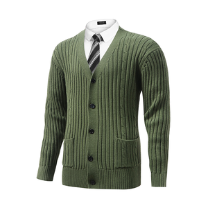 Veste cardigan en tricot épais pour hommes Mohair laine mélangée chaleur hivernale pour une tenue décontractée et formelle