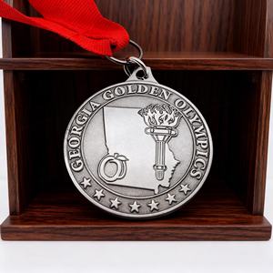 Médailles de finisseur de marathon en laiton personnalisées, plaquées or, moulées sous pression, récompenses sportives en gros - Product Image 2