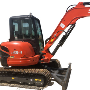 Moteur, boîte de vitesses et pompe haute performance pour mini-excavatrice KX U55 modèle 2023, état quasi neuf, garantie 1 an - Product Image 1