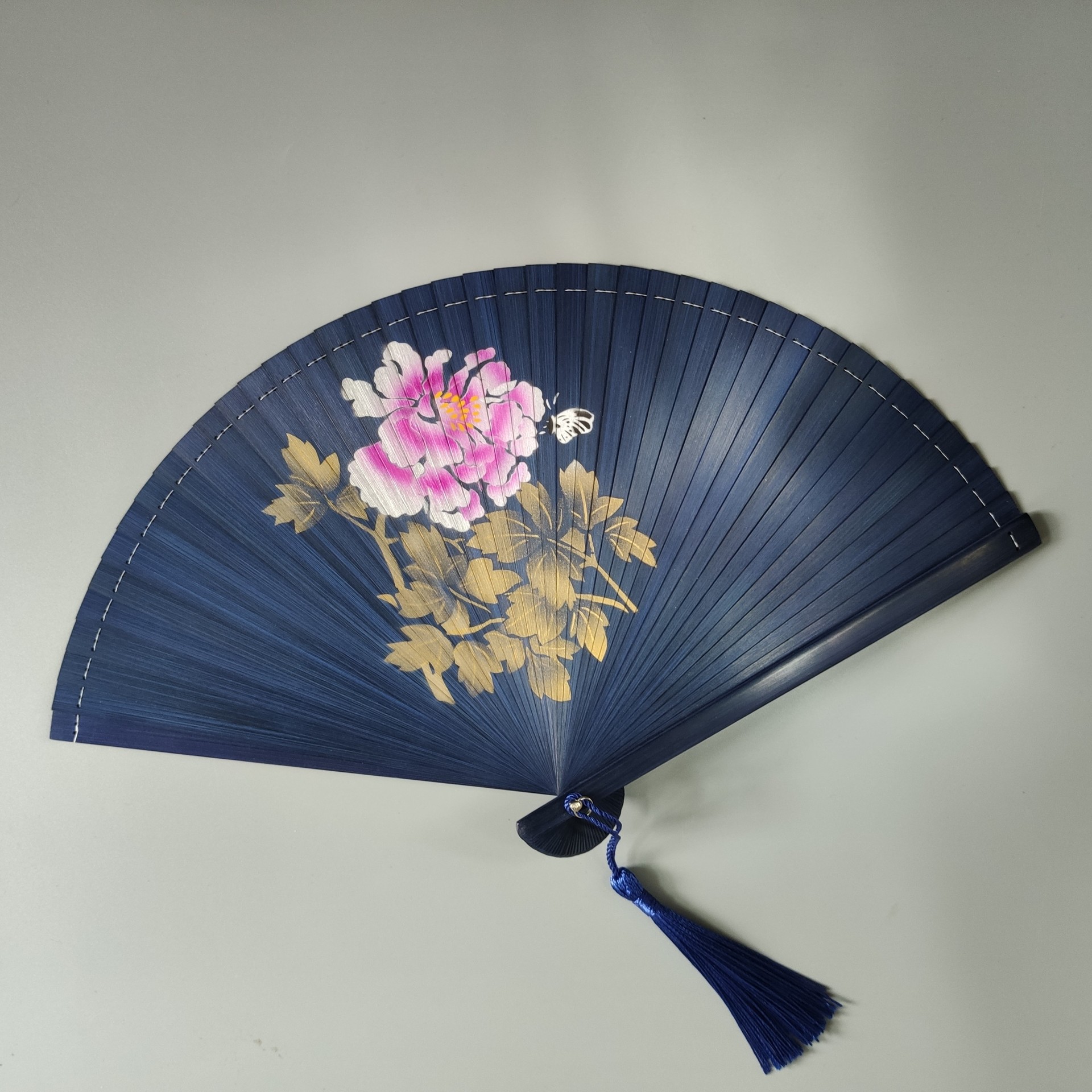 Tige bleu pivoine