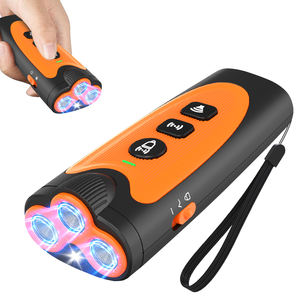 Repelente Ultrasónico para Perros, Dispositivo de Control Antiladridos para Detener Ladridos, Portátil para Exteriores, 3 Unidades - Product Image 1