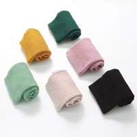 Chaussettes de yoga et de Pilates antidérapantes personnalisées pour femmes, colorées, tricotées, respirantes, avec revers dessiné à la main, collection automne