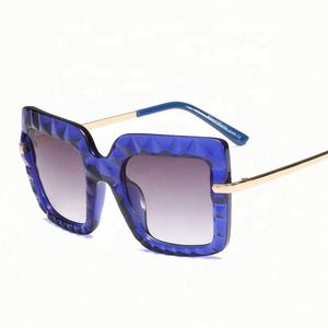 Lunettes de soleil carrées surdimensionnées en métal pour femme, nouvelle collection tendance, monture à facettes diamantées, protection UV400, 2021 - Product Image 3
