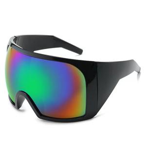 Nuovi <span class=keywords><strong>occhiali</strong></span> da <span class=keywords><strong>sole</strong></span> oversize Punk <span class=keywords><strong>occhiali</strong></span> da <span class=keywords><strong>sole</strong></span> donne uomini di lusso su misura marca di design <span class=keywords><strong>Sport</strong></span> <span class=keywords><strong>occhiali</strong></span> da <span class=keywords><strong>sole</strong></span> un pezzo per esterni UV400 - Product Image 4