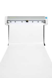 Traceur <span class=keywords><strong>de</strong></span> découpe <span class=keywords><strong>de</strong></span> vinyle à contour automatique haute précision 1600 mm avec caméra CCD pour film réfléchissant, vinyle <span class=keywords><strong>de</strong></span> transfert thermique et PPF - Product Image 3