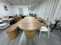 Table à manger transformable de luxe en bois extensible, ronde à ovale, avec base à colonnes côtelées, style moderne minimaliste, ensemble de 14 places