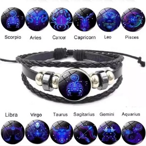 Bracelet avec pendentif des 12 signes du zodiaque, bracelet en cuir tissé à la main pour hommes et femmes - Product Image 2
