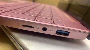 Ordenador portátil de 15,6 pulgadas con desbloqueo por huella dactilar, computador con Teclado retroiluminado, color oro rosa, con Celeron J4025 DDR4 de 9GB de RAM - Product Image 3