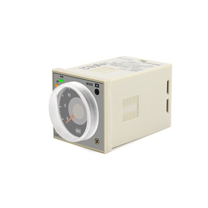 Relé de retardo de tiempo tipo puntero H3BA-N8H con base incluida - Product Image 1