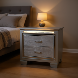 Comodino Moderno Glamour in Legno Massello con Due Cassetti, Finitura Effetto Coccodrillo Argento, Arredamento Camera da Letto, 1 Pezzo - Product Image 2
