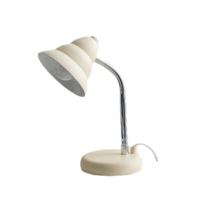 Lámpara de mesa de crema de estilo coreano vintage, luz nocturna de sombra de metal con cuerpo de hierro ecológico para dormitorio infantil, eléctrica para uso en habitación - Product Image 6