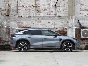 2025 BYD Song PLUS DM SUV compacto de lujo 75KM 2025 DM-i Hybrid EV Car con dirección izquierda New Energy Vehicle - Product Image 2