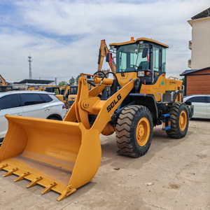 รถตักล้อยาง936L 3ตันรถตักดินสภาพดีและพร้อมขายทันที - Product Image 1