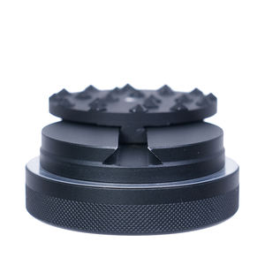 Lussuoso, tra cui quattro set di denti sostituibili da 2.5 pollici a 4 strati <span class=keywords><strong>in</strong></span> lega di alluminio posacenere macina tabacco con confezione regalo - Product Image 4