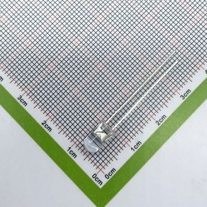 new-original XL-504UWC 5mm LED Through-Hole LEDs - Product Image 1