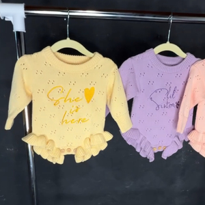 Tutina Estiva in <span class=keywords><strong>Cotone</strong></span> Biologico con Ricamo a Limoni, Puntini e Volant, Personalizzabile, Abbigliamento in Maglia per Neonati - Product Image 1