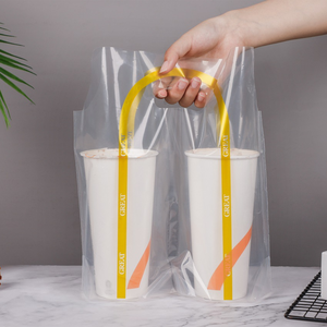 Sacchetto Trasparente in PE per Bicchieri, per Tè al Latte, Bubble Tea, Caffè, Bevande da Asporto, con Manico, Riciclabile e Monouso - Product Image 5
