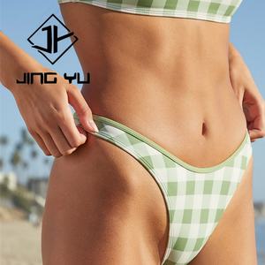 Trajes de Baño Cortos de Nailon Ecológicos de Lujo y Alta Calidad con Diseño Personalizado y Estampado a Cuadros para Playa - Product Image 4