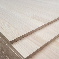 Planche de bois de pin massif séché au four, sur mesure, OEM/ODM, directement de l'usine, pour la fabrication de meubles et de tables